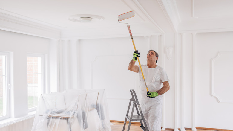 Professional painter at work